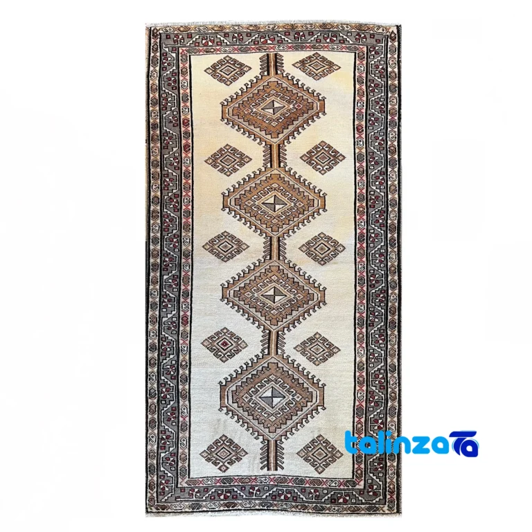 Full spread of Shiraz Handmade Carpet Geometric Design Cream overall layout