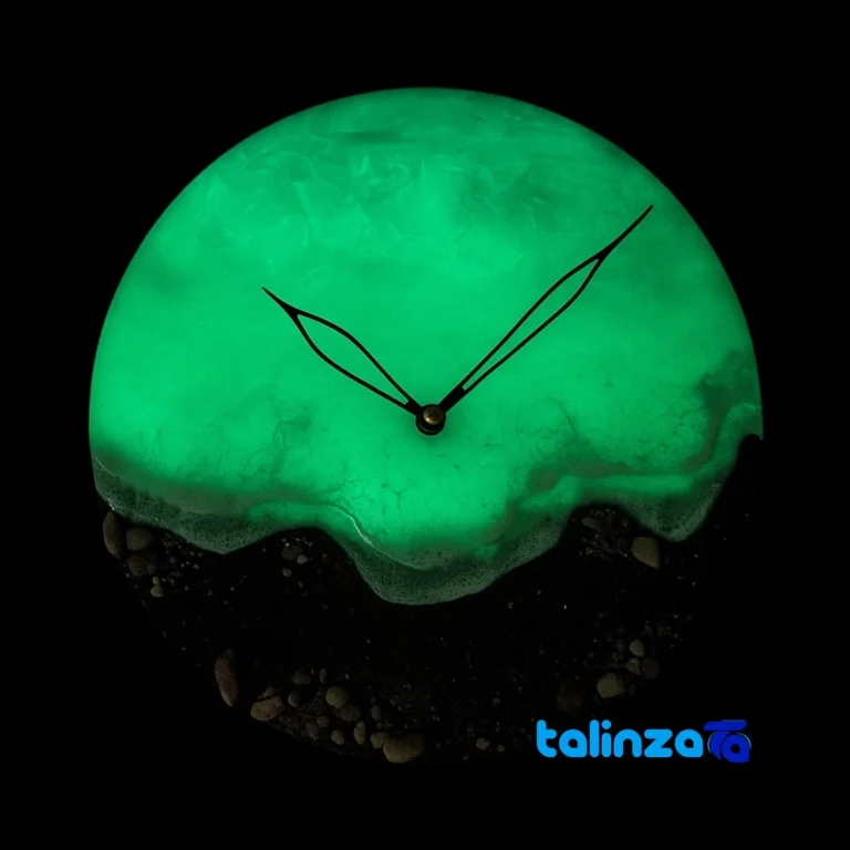 Front view of Resin Wall Clock Beach Design dial layout and markers