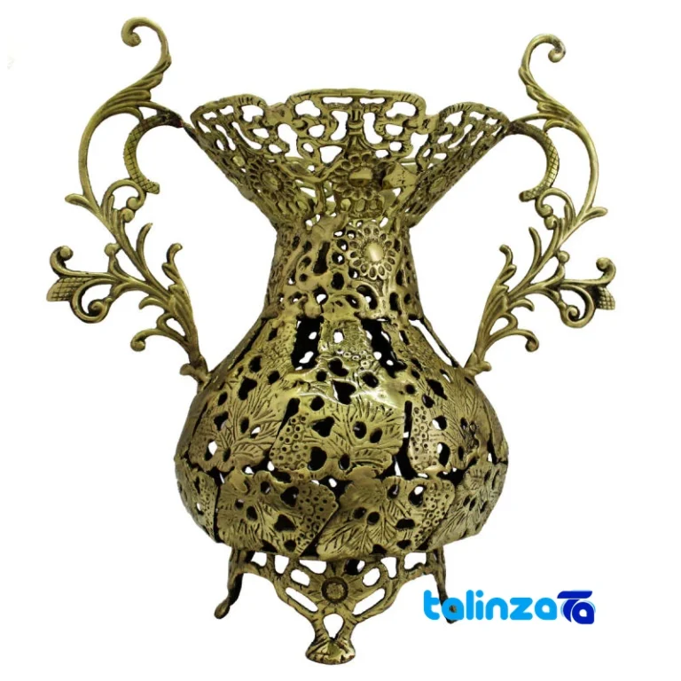 brass pot - Front view design and key details