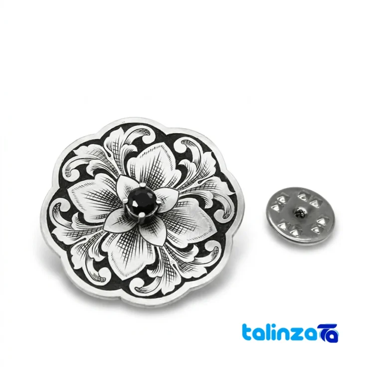 silver brooch - Front view saffron grade and packaging