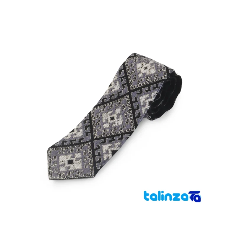 handmade tie - Front view design and key details