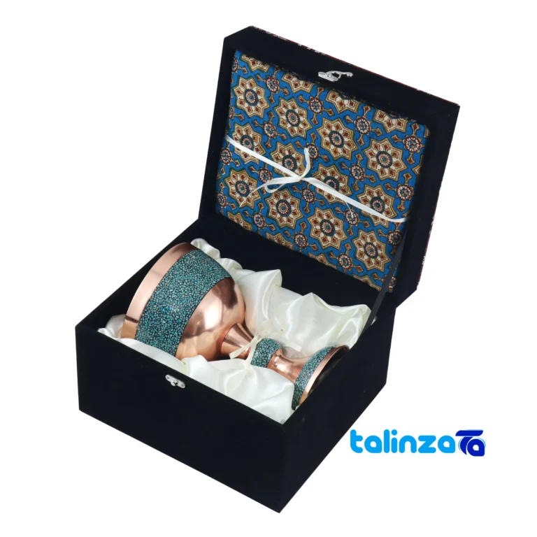 Front view of Feroz Gift Set Unique Design Three and key details