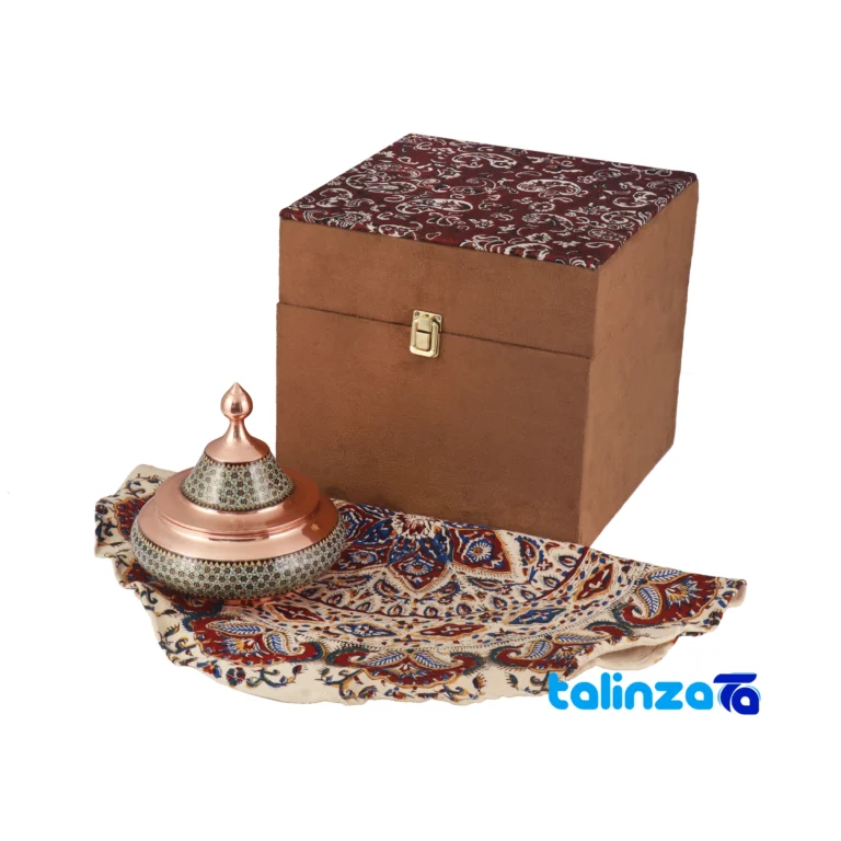 gift set - Front view design and key details