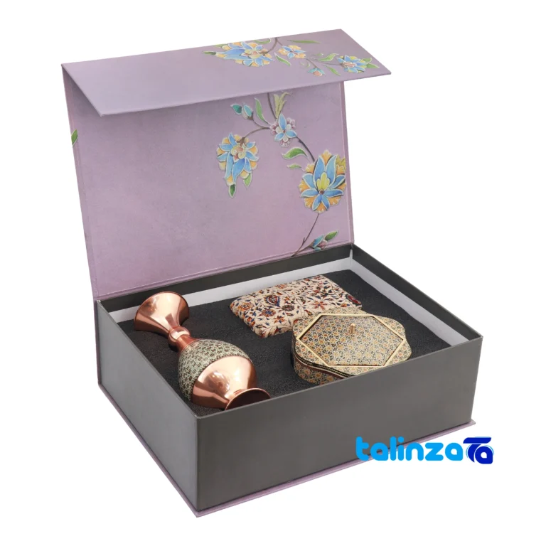 Front view of Mahitab Gift Set Four-Piece Artisan Collection Four saffron grade and packaging