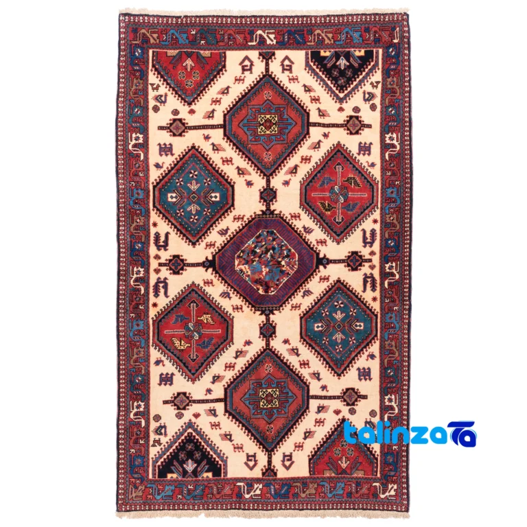 C Persia Handwoven Rug Geometric Design 112 x pattern and color tone (Top view)