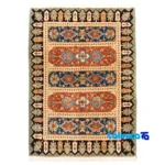 Top view of Si Persia Handwoven Rug Geometric Design pattern and color tone