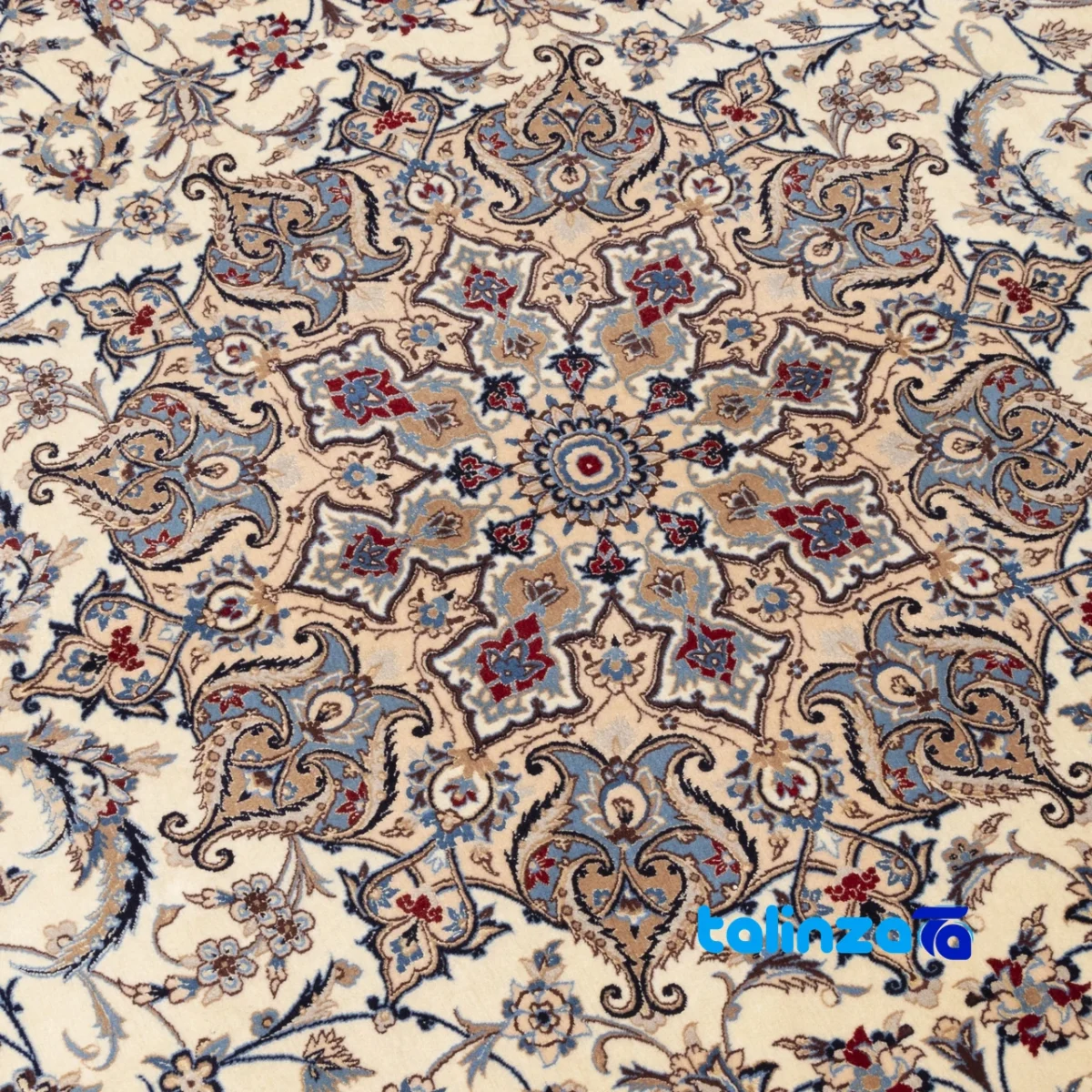 Cypress Persian Handwoven Rug - Unique Design material and craftsmanship (Weave close-up)
