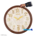 Wilder Quartz Wall Clock Model 646 movement and rear mount (Detail view)