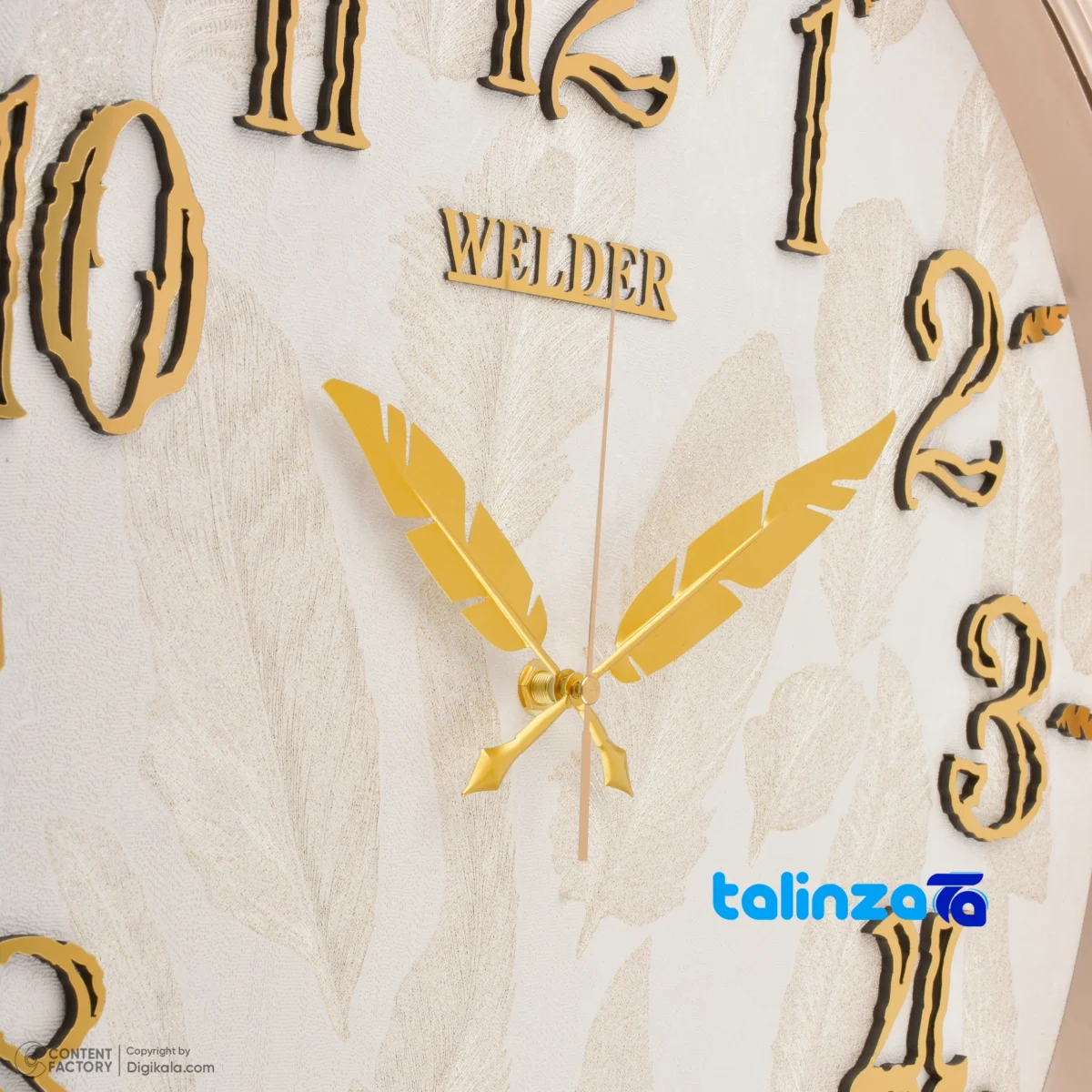 Wilder Quartz Wall Clock Model 646 back panel and hook (Mounting detail)