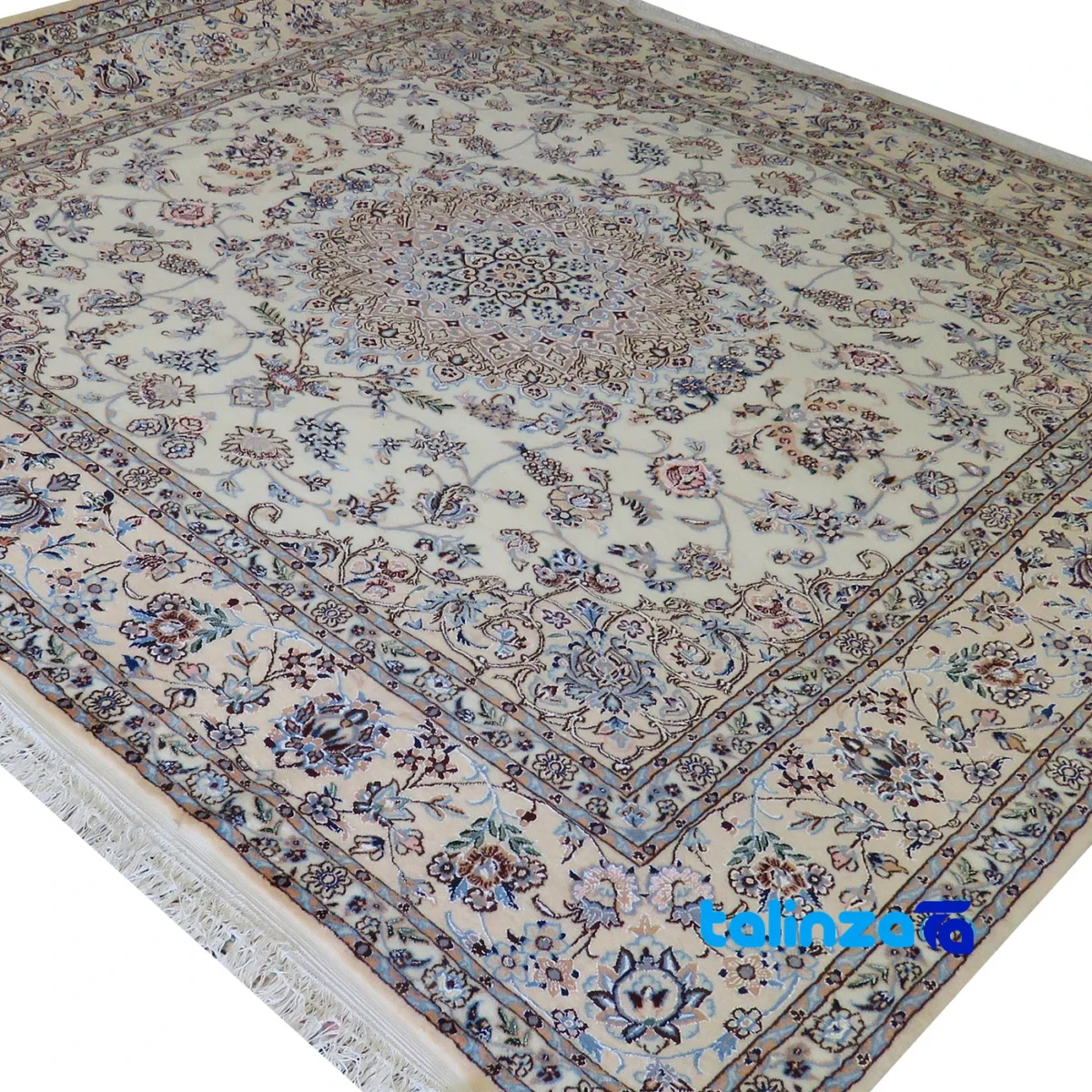 Weave close-up of Nain Handwoven Carpet Square Design Luxurious 205x200x0. material and craftsmanship
