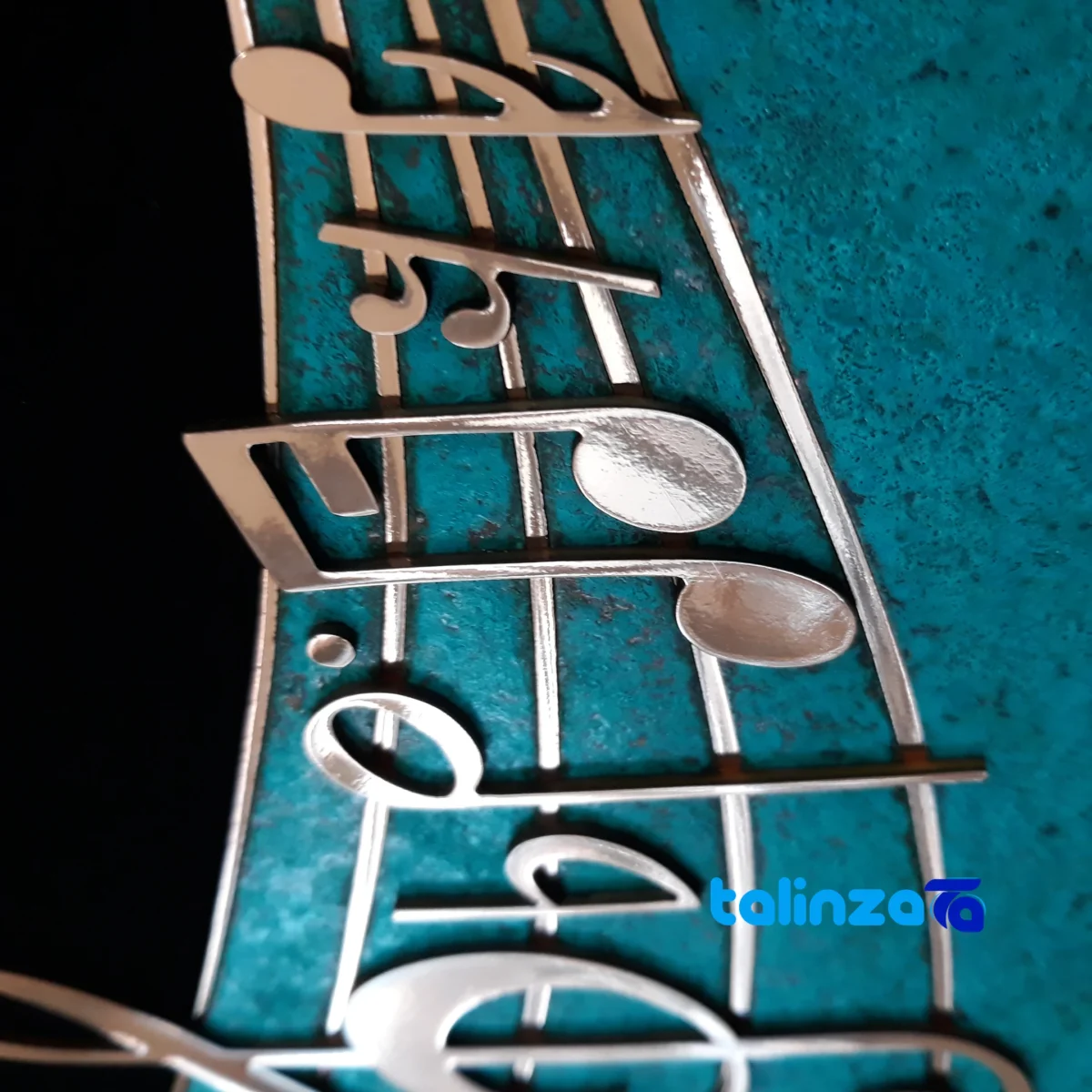 Packaging view of Melody Mosaic Copper Artwork label and