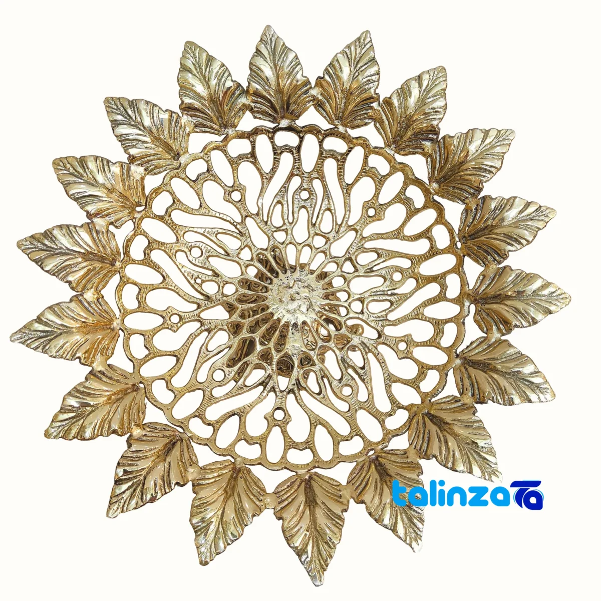 Bronze Leaf Fruit Bowl C1021 37x37x22 cm - Close-up showing saffron strand quality