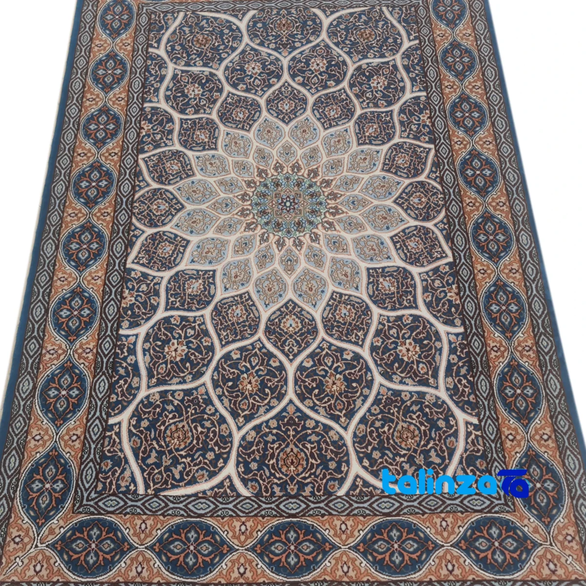 Kazemi Handwoven Carpet Isfahan Design material and craftsmanship (Weave close-up)