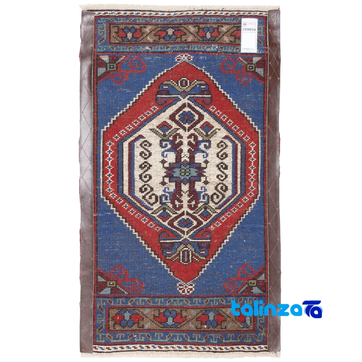 Cypressia Handwoven Rug Geometric Design Blue pile texture close-up (Detail view)