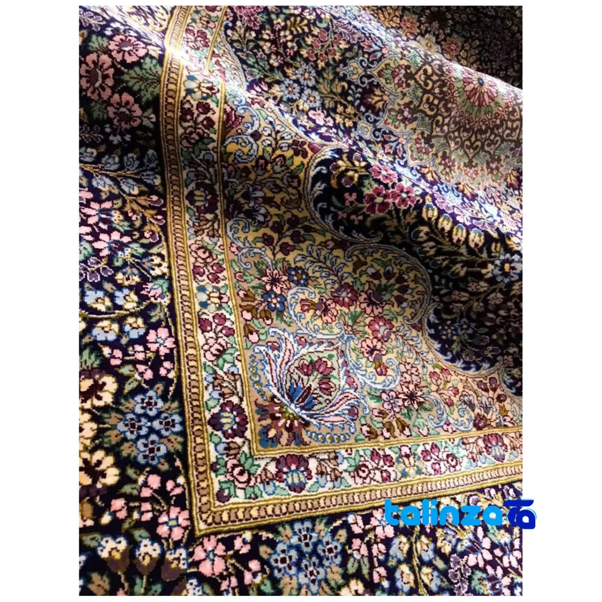 Detail view of YMM Handwoven Rug Traditional Design 153x100x1 cm pile texture close-up