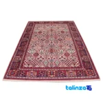 Weave close-up of Si Persia Handwoven Carpet Elegant Design material and craftsmanship