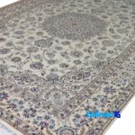Nain Handwoven Carpet Latchak Design Cream 305x205x0. pile texture close-up (Detail view)