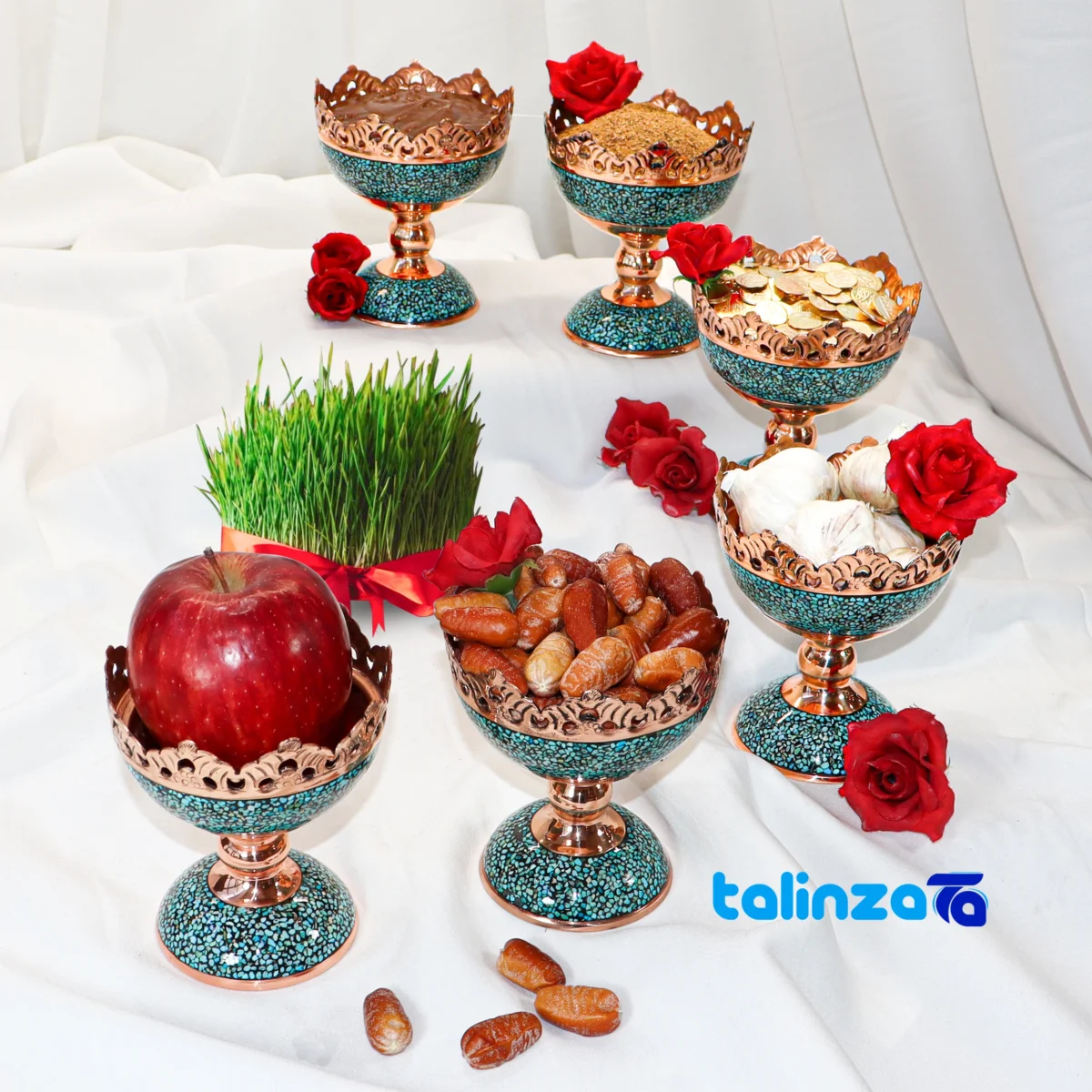 Detail view of Crowned Turquoise Haftsin Decorative Set 301211 86 x 10 finish and material