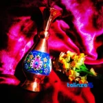 Pardaz Copper Vase TRJ16 finish and material detail view)