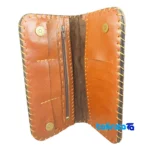 R24 Handmade Women's Handbag with Wallet finish and material detail view)