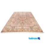 Si Persia Handwoven Carpet Floral Design - Corner detail showing binding and edges