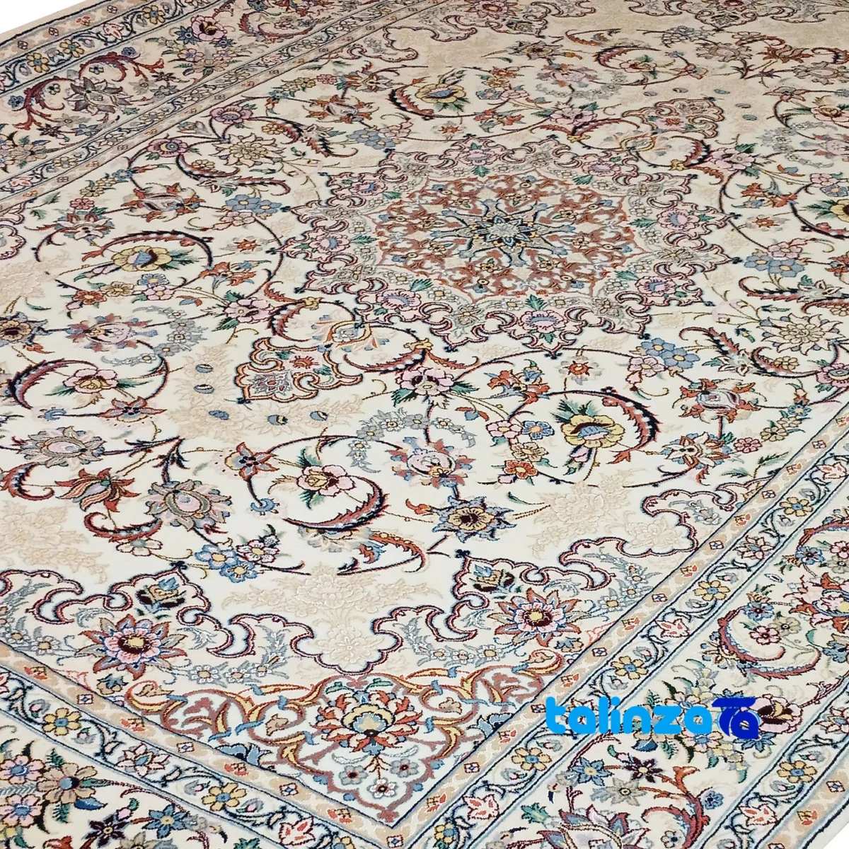 Nain Handwoven Carpet Cream 6-Meter Model 004 border and finishing (Edge view)