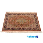 Corner detail of Si Persia Handwoven Rug Elegant Design 89x58x1 cm binding and edges