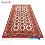 Edge view of Si Persia Handwoven Rug Geometric Design Cream border and finishing
