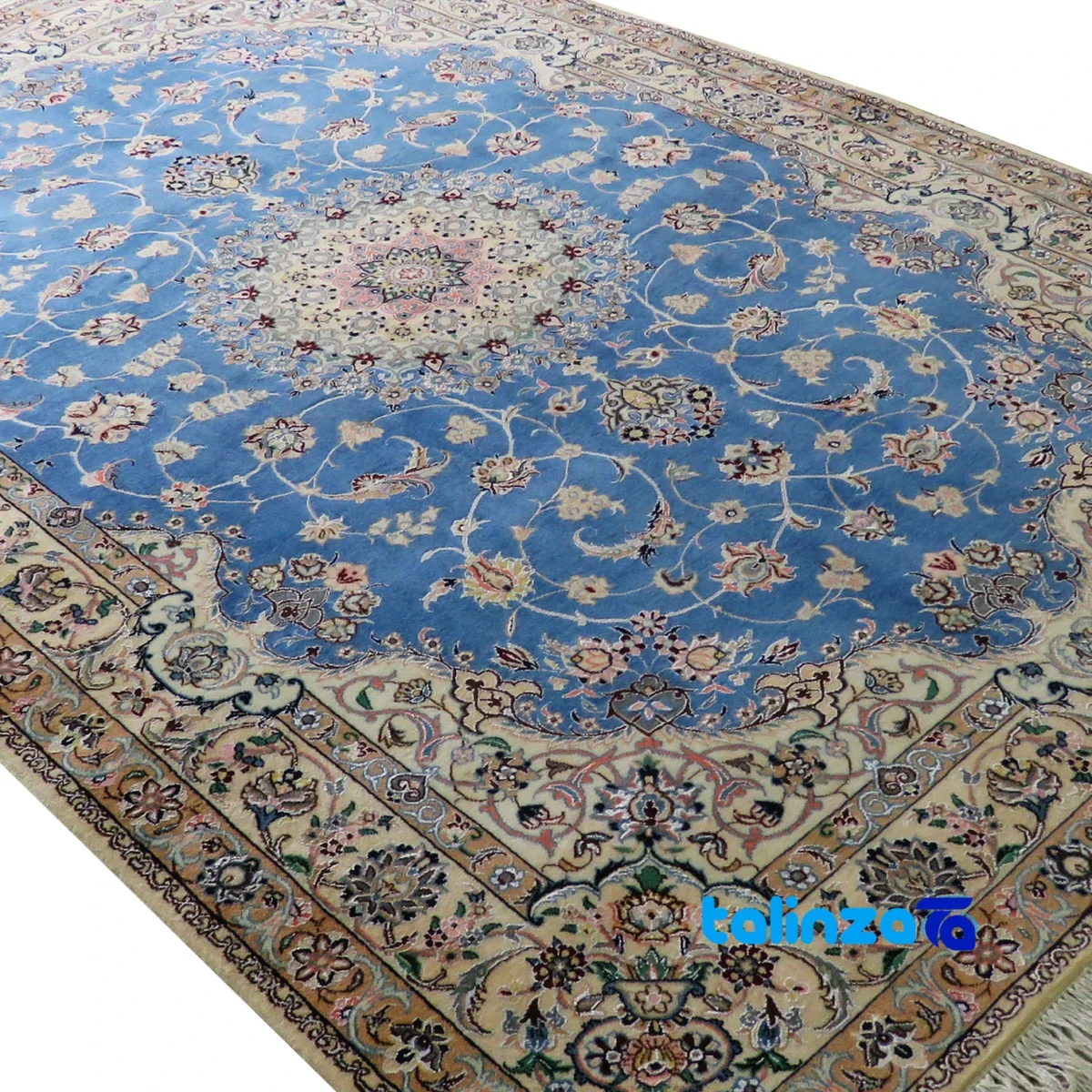 Nain Handwoven Rug Elegant Design - Edge view showing border and finishing