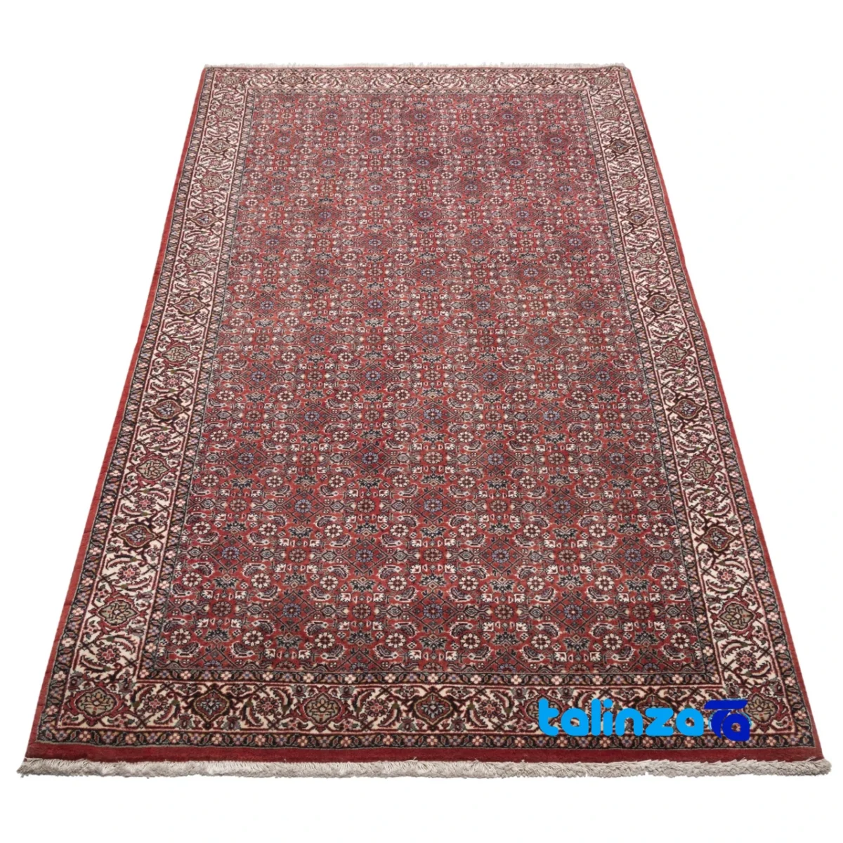 Edge view of C Persia Handwoven Rug - Luxurious Red Design 196x102x1 cm border and finishing