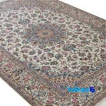 Nain Handwoven Rug Traditional Design Cream binding and edges (Corner detail)