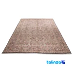 Edge view of C Persia Handwoven Rug Elegant Design border and finishing