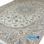 Edge view of Nain Handwoven Carpet Lajak Toranj Design border and finishing