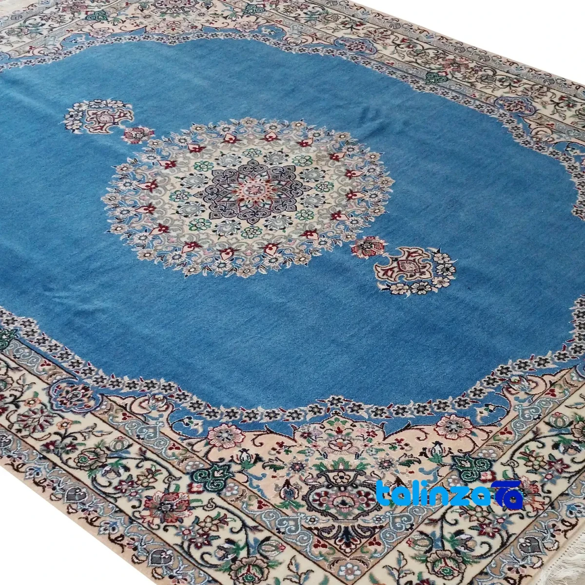 Nain Handwoven Rug Simple Design Blue border and finishing (Edge view)