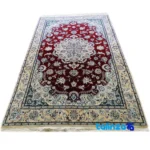 Nain Handwoven Carpet Latch and Medallion Design Red binding edges (Corner detail)