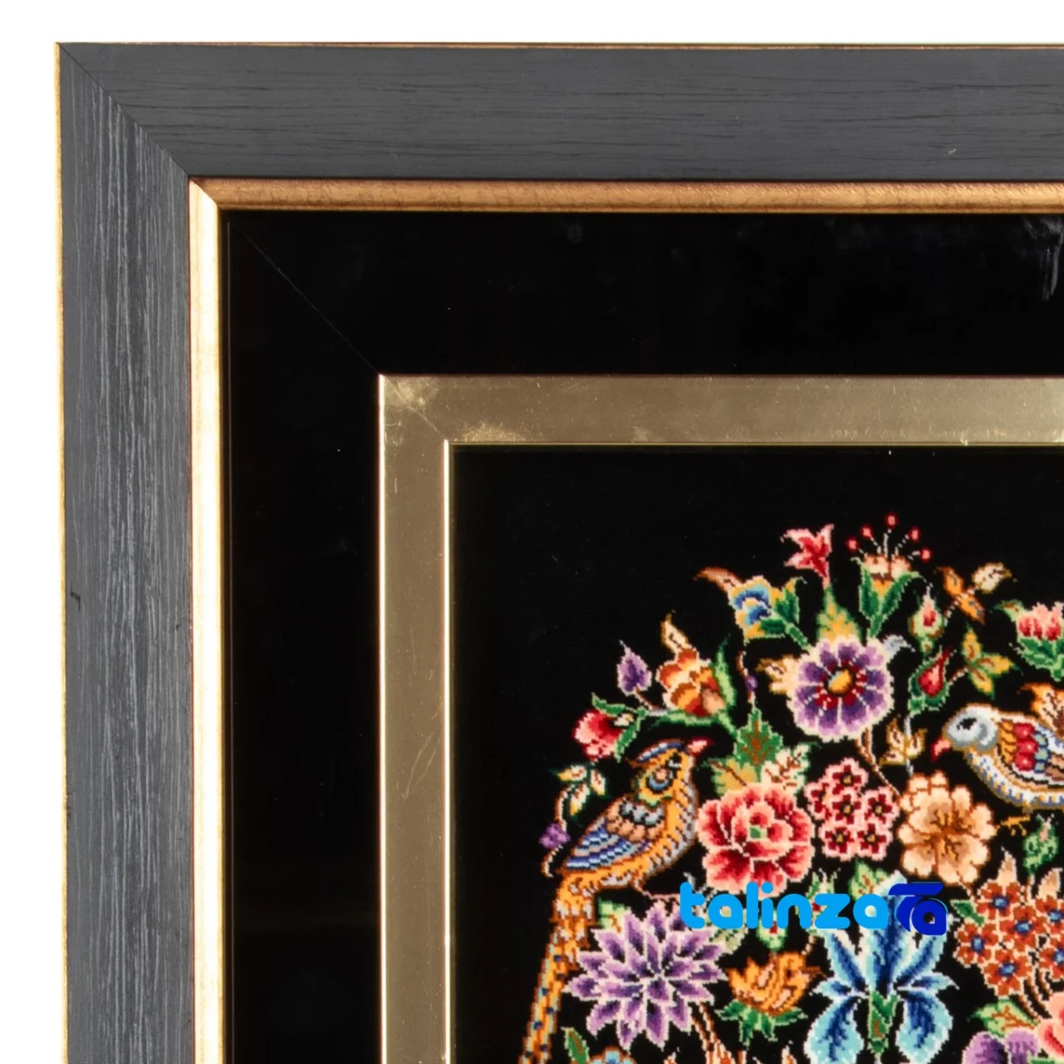 Edge view of Si Persia Handwoven Tapestry Floral Design border and finishing