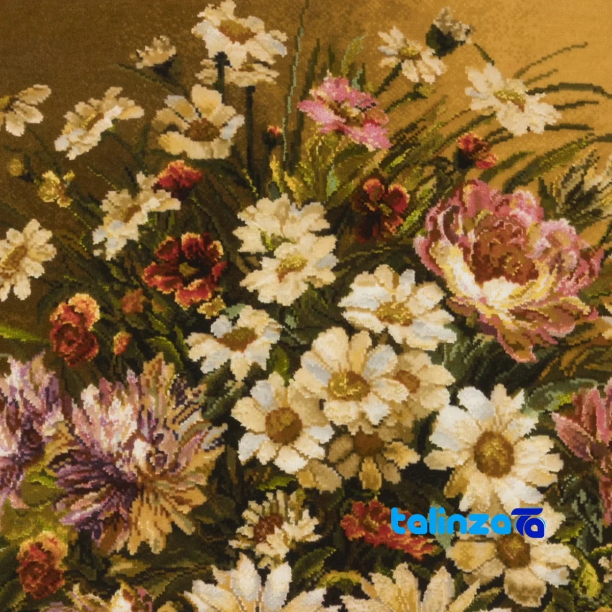 Edge view of Si Persia Handwoven Tapestry Floral Design border and finishing