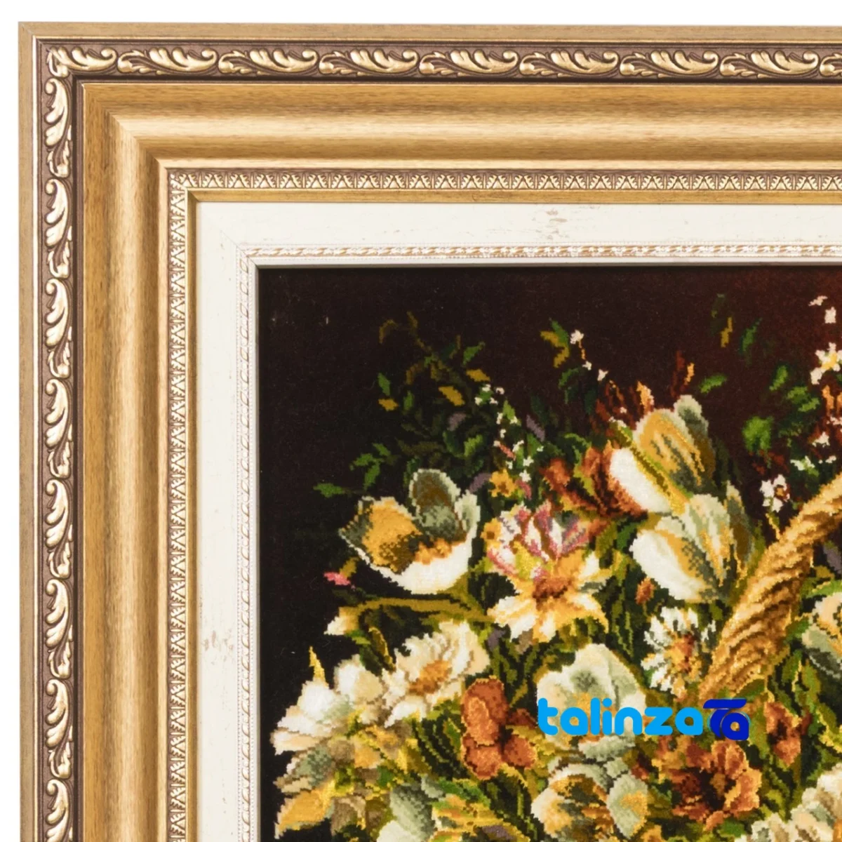 Edge view of Si Persia Handwoven Tapestry Floral Design border and finishing