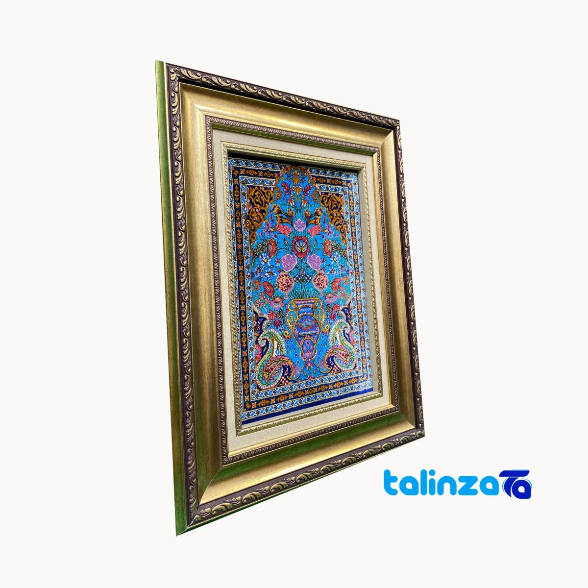 Edge view of Handmade Fantasy Tapestry Floral Design border and finishing