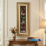Edge view of Si Persia Handwoven Tapestry Hunting Scene border and finishing