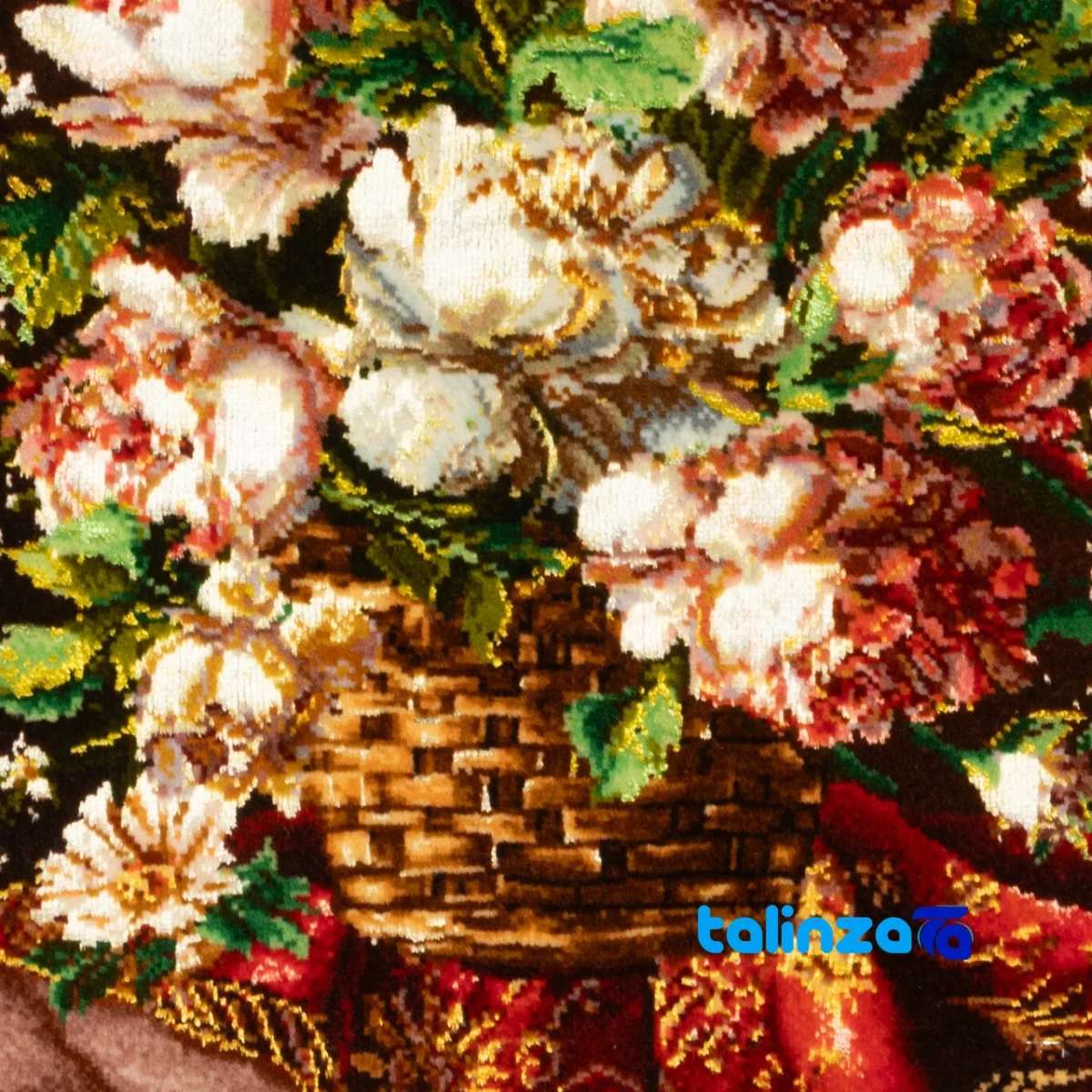 Edge view of Si Persia Handwoven Tapestry Floral Design border and finishing