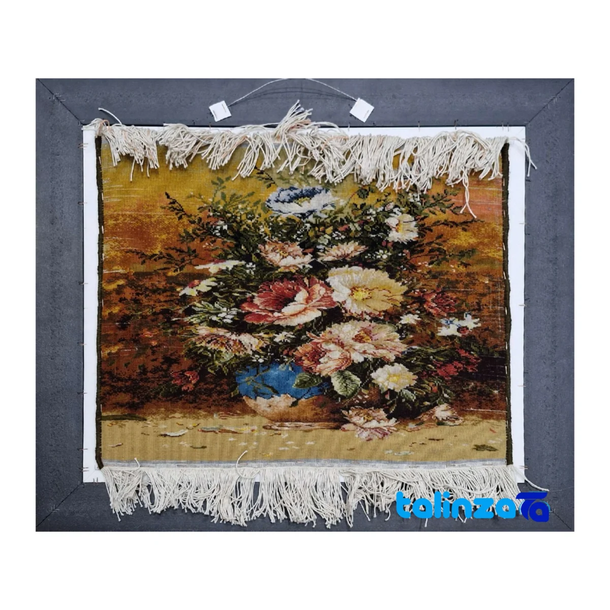 Edge view of Handmade Carpet Wall Art Flower Design border and finishing