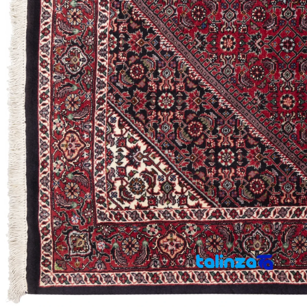 Si Persia Handwoven Rug Elegant Design - In-room view showing room styling and scale