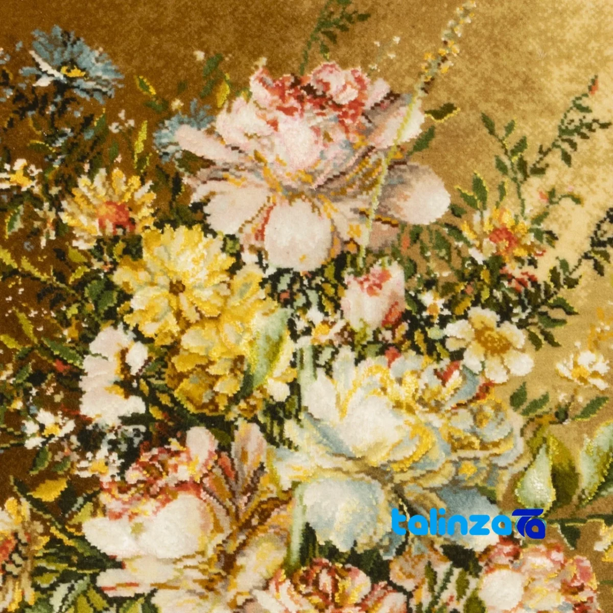 Top view of Si Persia Handwoven Tapestry Floral Design pattern and color tone