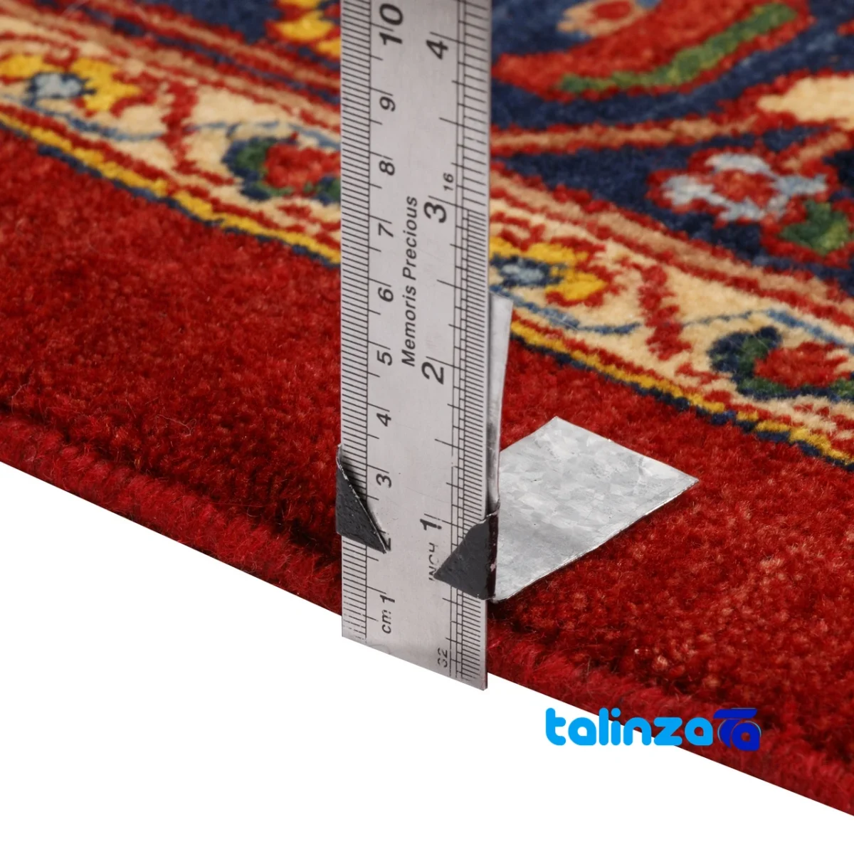 Top view of Si Persia Handwoven Carpet Luxurious Burgundy Design pattern and color tone