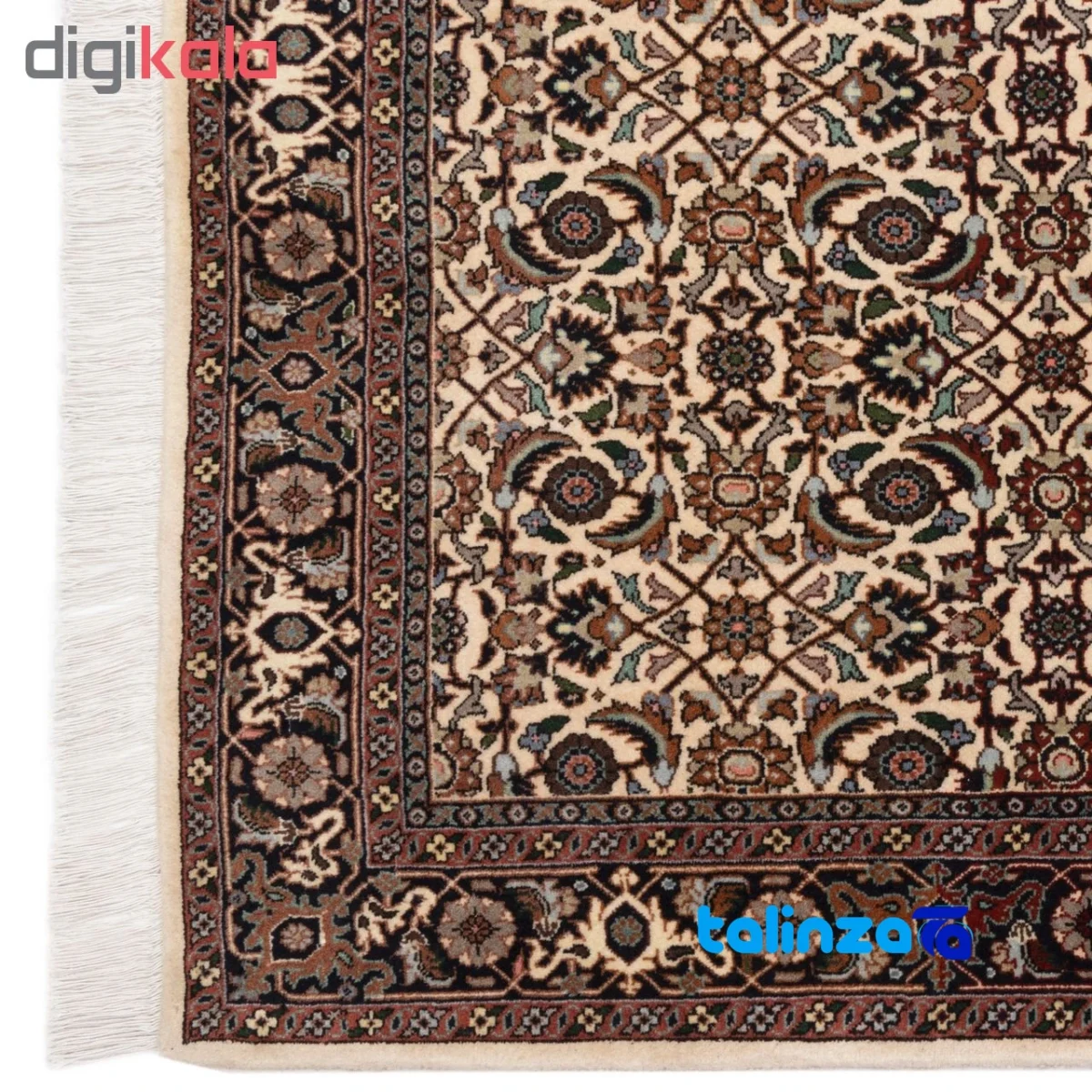 C Persia Handwoven Rug - Elegant Cream Design pattern and color tone (Top view)