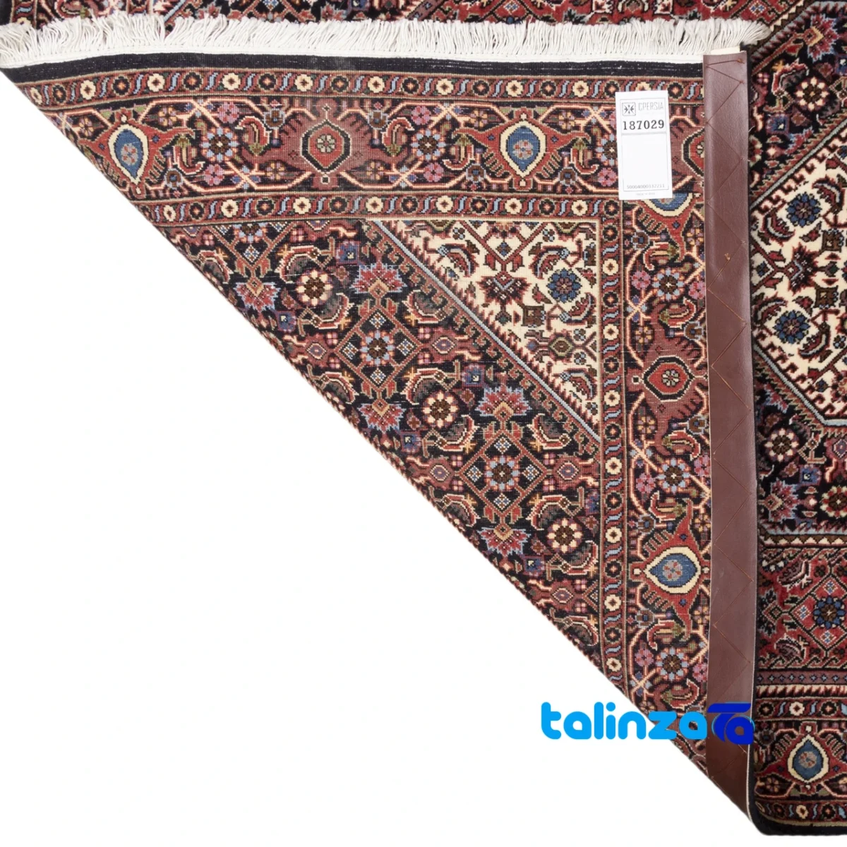 Si Persia Handwoven Carpet Red Design overall layout (Full spread)