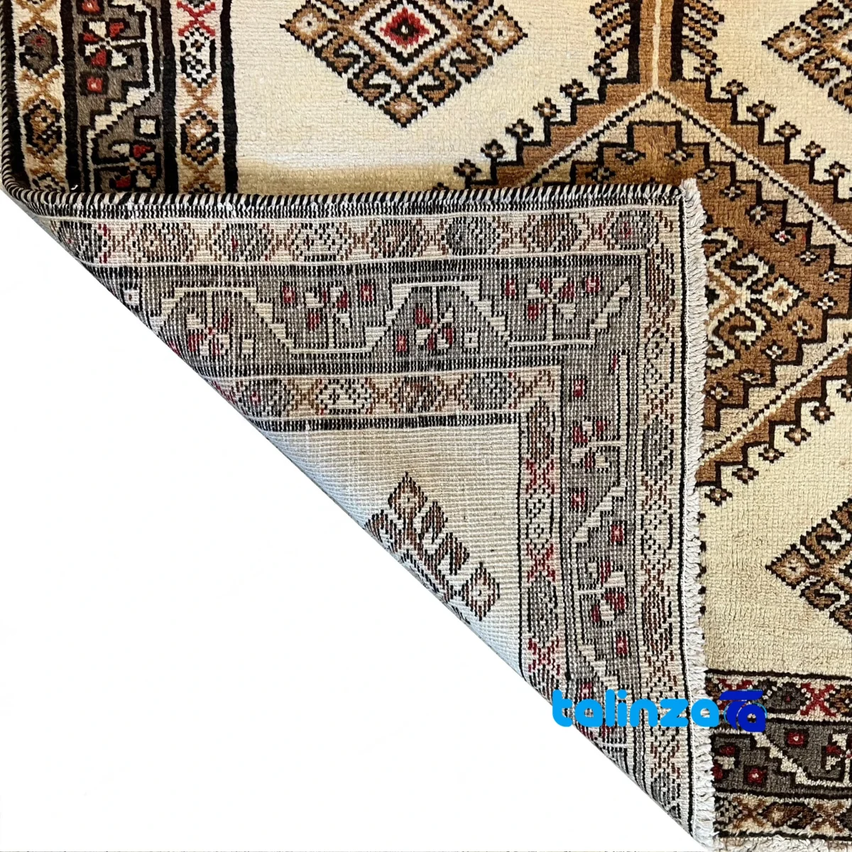Full spread of Shiraz Handmade Carpet Geometric Design Cream overall layout