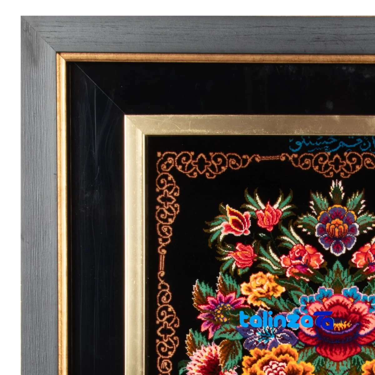 Packaging view of Si Persia Handwoven Tapestry Floral Design label and