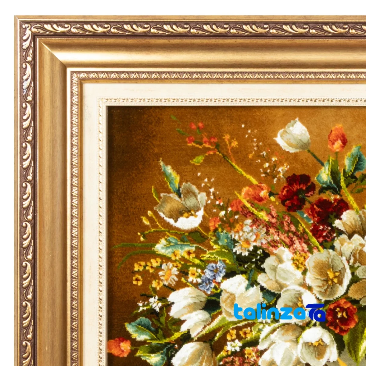 Detail view of Si Persia Handwoven Tapestry Floral Design pile texture close-up